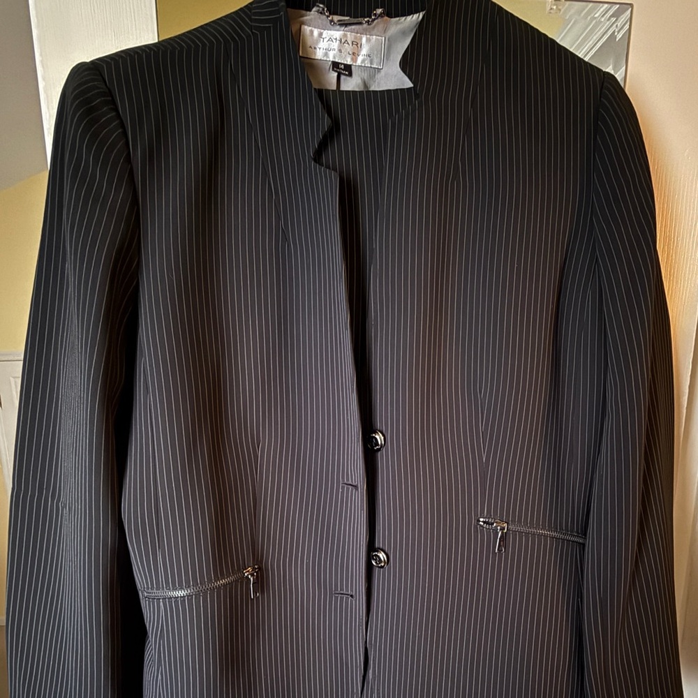 Tahari Black Sport Coat with Pinstripe Design